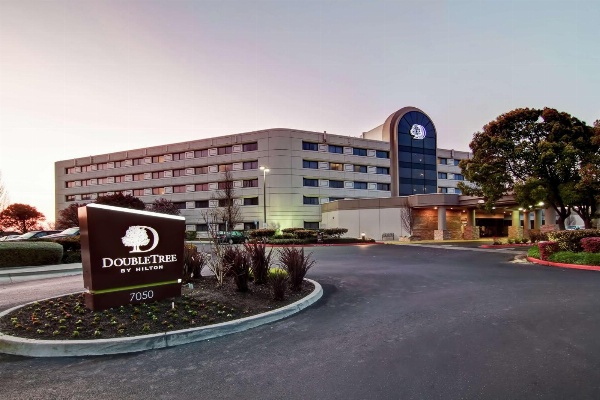 DoubleTree By Hilton Hotel Pleasanton At The Club Main image