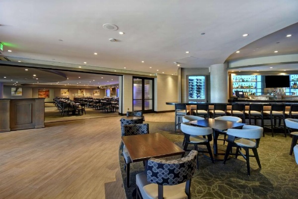 DoubleTree By Hilton Hotel Pleasanton At The Club image 27